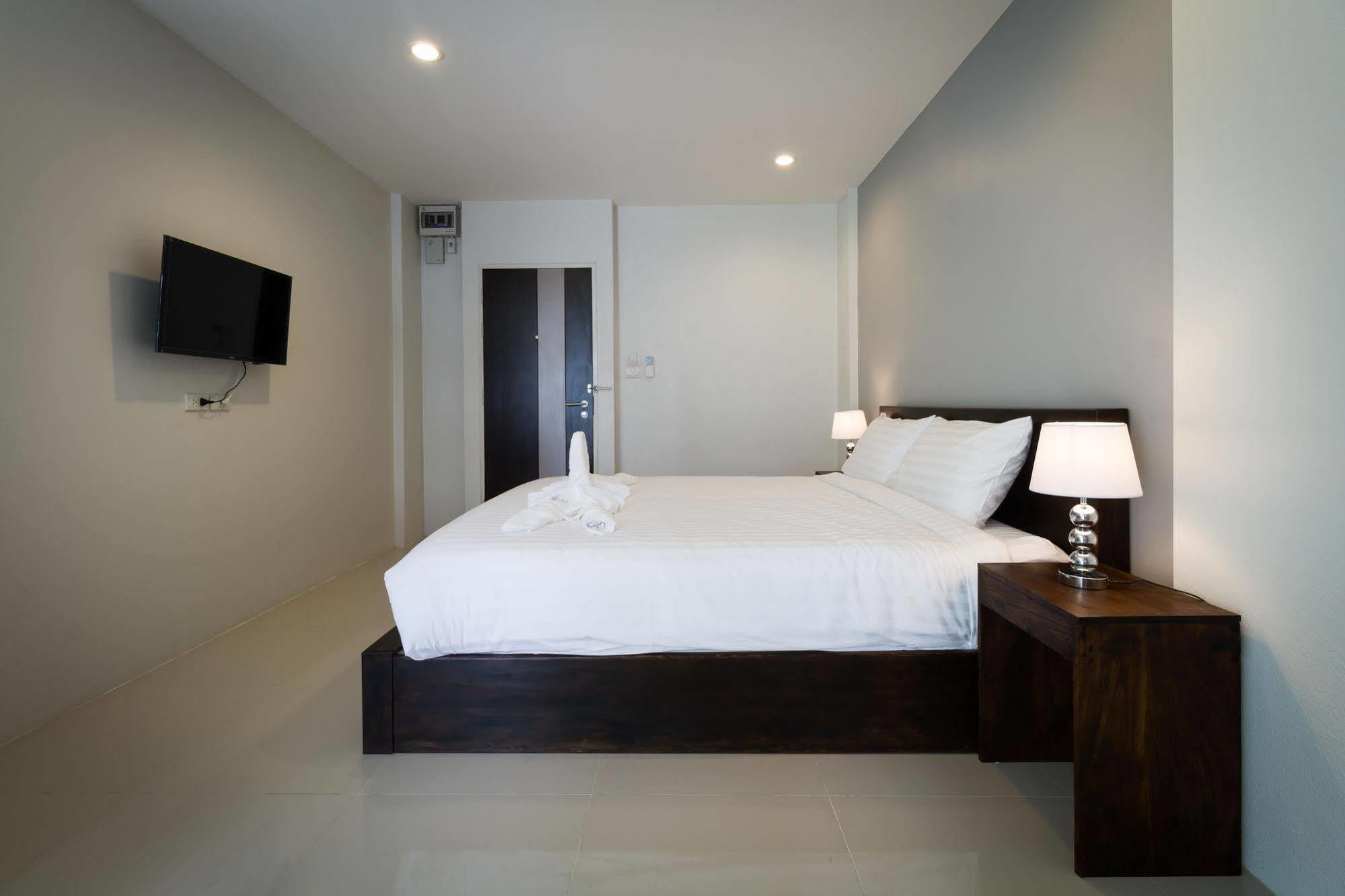 Hotel Rest Solution Chiang Mai Exterior foto