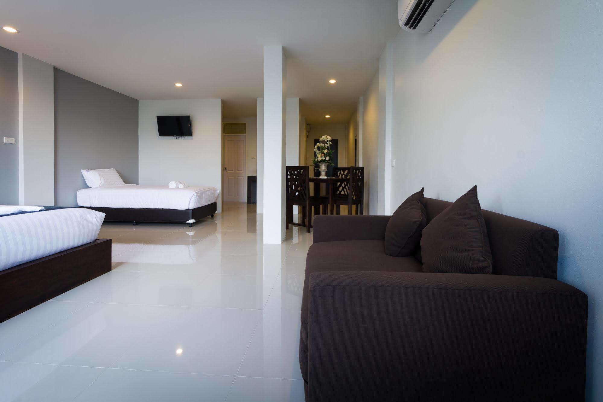 Hotel Rest Solution Chiang Mai Exterior foto